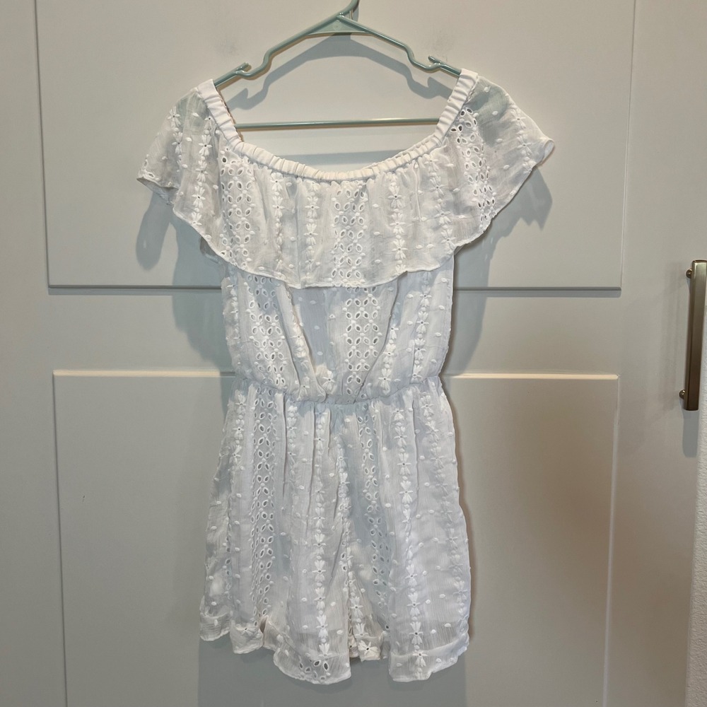 Express White Eyelet Romper Women Small Off Shoulder Ruffle Summer Casual Shorts